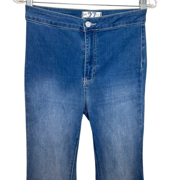 Free People, Women’s We The Free ‘Just Float On’ Flare Jeans, Waterfall Blue, 27 - Picture 5 of 10